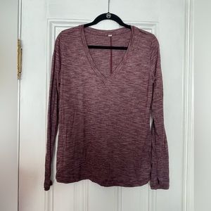 LuLulemon long sleeve light weight shirt